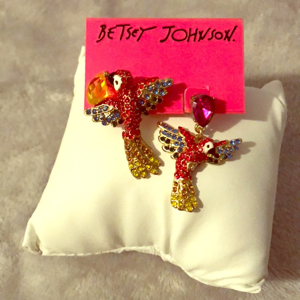 Betsey Johnson Parrot earring